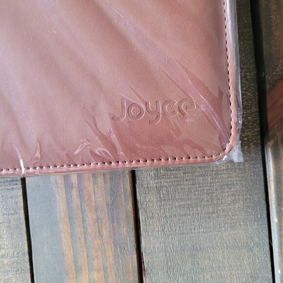 Leather Organizer - Picture 4 of 5